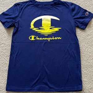 Champion tshirt